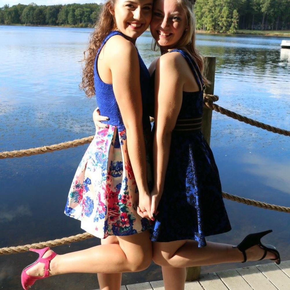 Hoco Dress - Picture 3 of 3